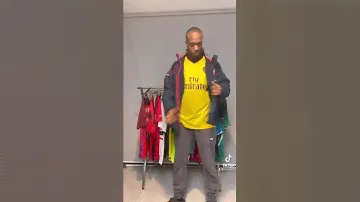 Received this Arsenal jacket as a gift from casualfootballshirts.com